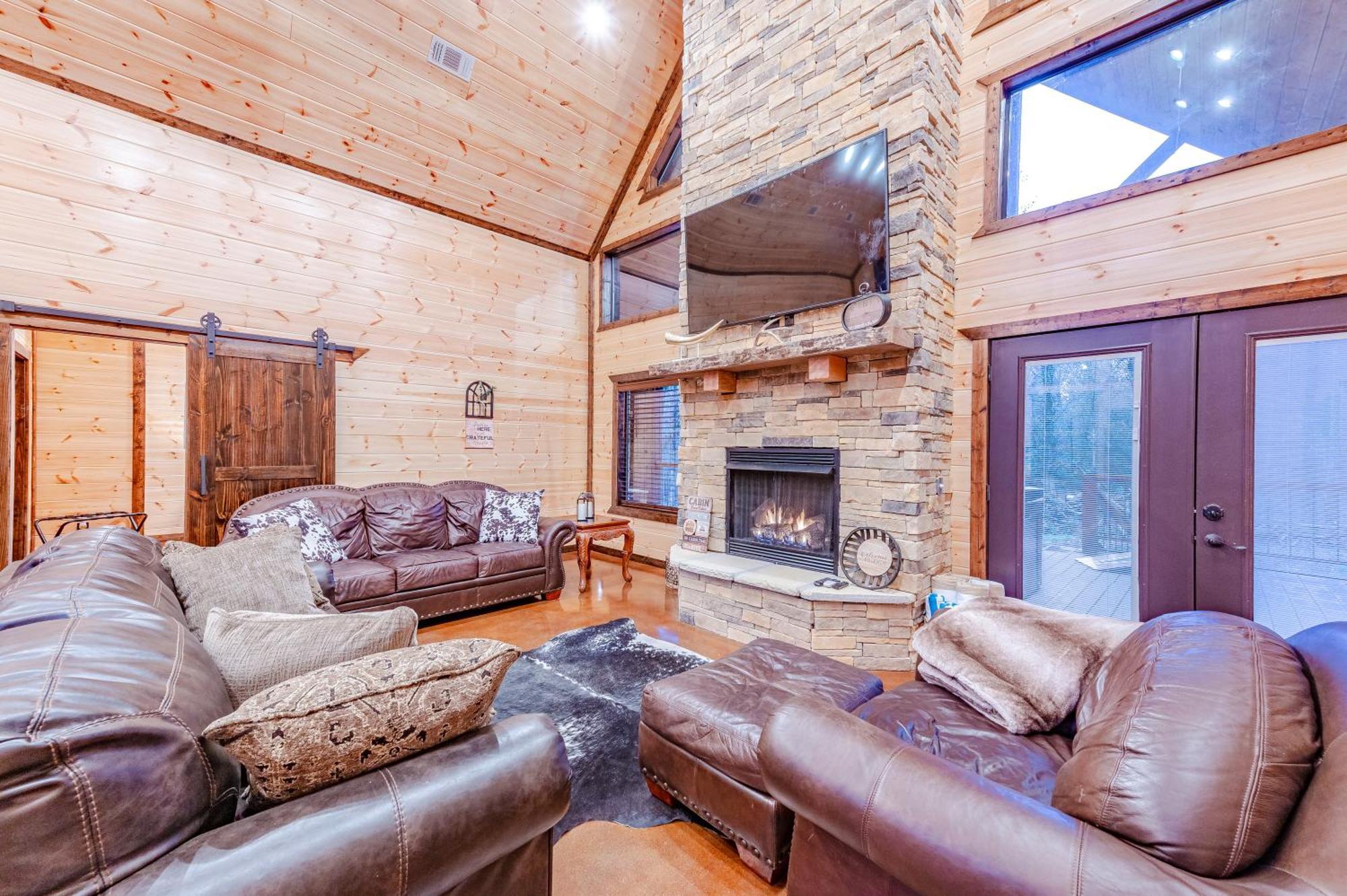 The Luxurious Blue Sky Lodge Is Epic! Broken Bow Exterior foto